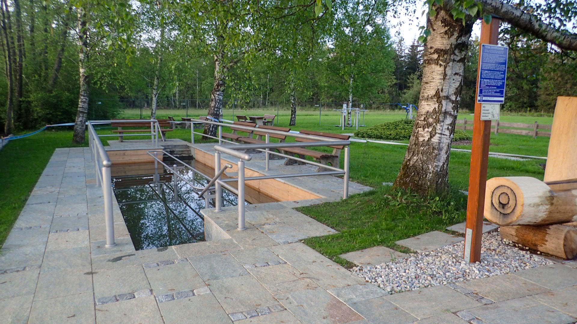 Wassertretbecken Rottau - Ferienwohnnungen beim Gruber